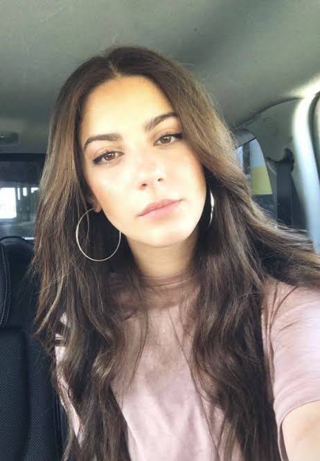 Rojbin kizil 1833670