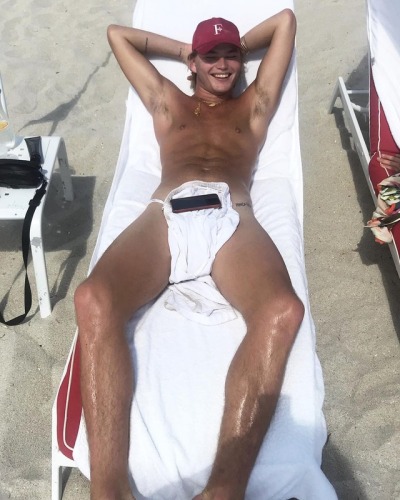 Tumblr p51x5f4DRg1qlsd9ho1 400