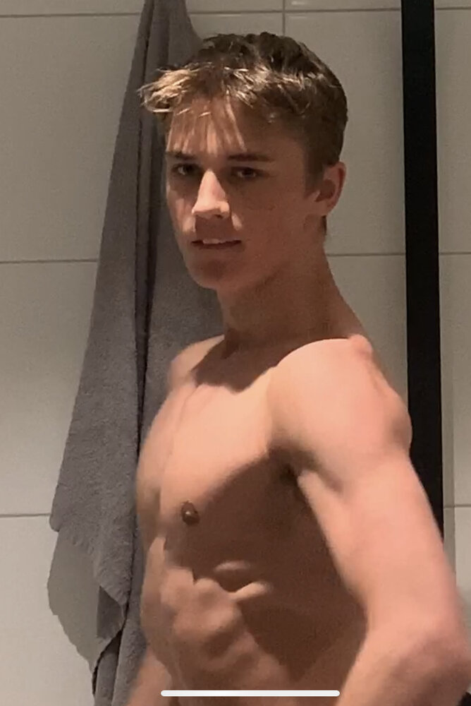 CD1F49DD 9026 4B1A 833A 604130E12DE2