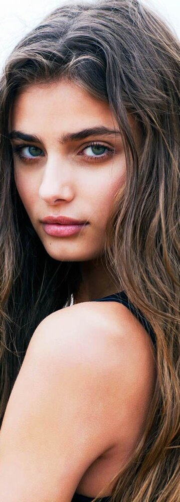 8ed46fec003736bbbbfcf4f57ce6e90f  taylor hill face taylor hill eyebrows