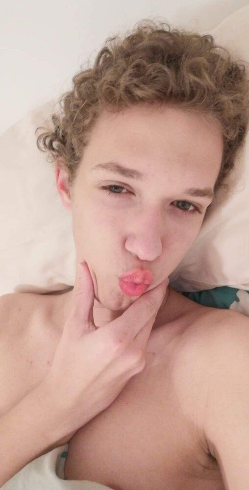 5E85FEE4 D0F5 4856 911B 492F11FF9965