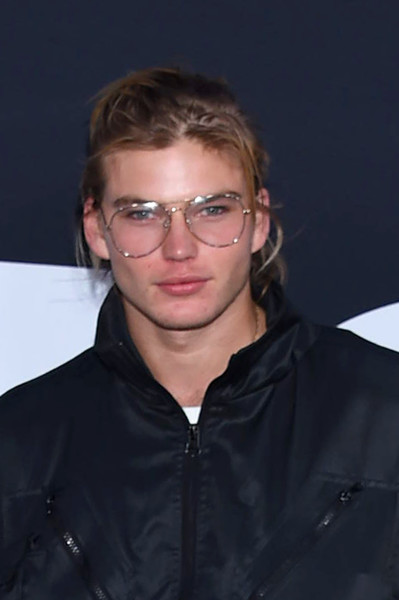JordanBarrettFateFuriousNewYorkPremiereZboWzWaPo6ul JordanBarrettFateFuriousNewYorkPremiereZboWzWaPo6ul