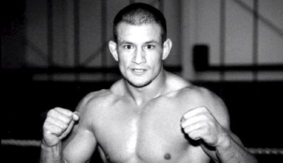 8BAD5E3C CAFB 4F01 81A6 617DA7D93DB5