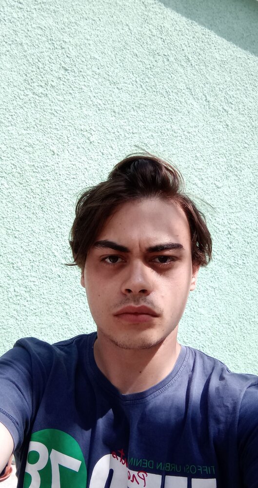 Snapchat 1093759941