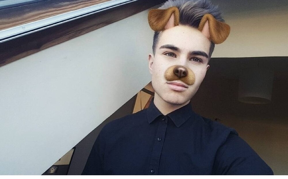 FaceApp 1594477415891