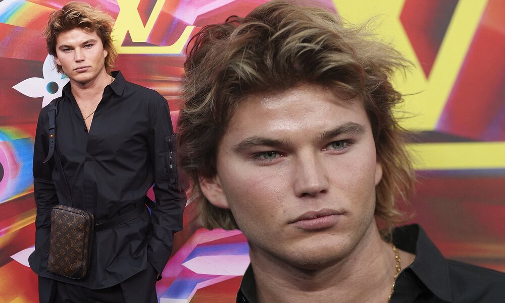 17792025 0E92 4DC9 87E8 C7D9F35248A9