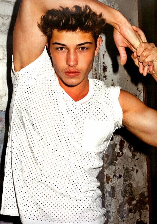 73660352 A821 42A6 A601 BBA0DC3E7A61