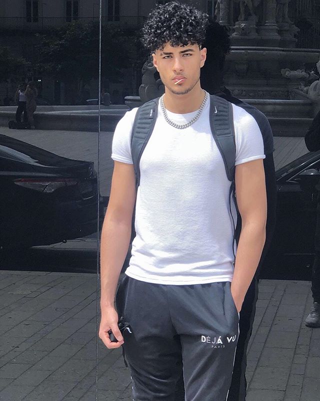 2A91491A 2924 4B61 B0A4 8E88D51557AA