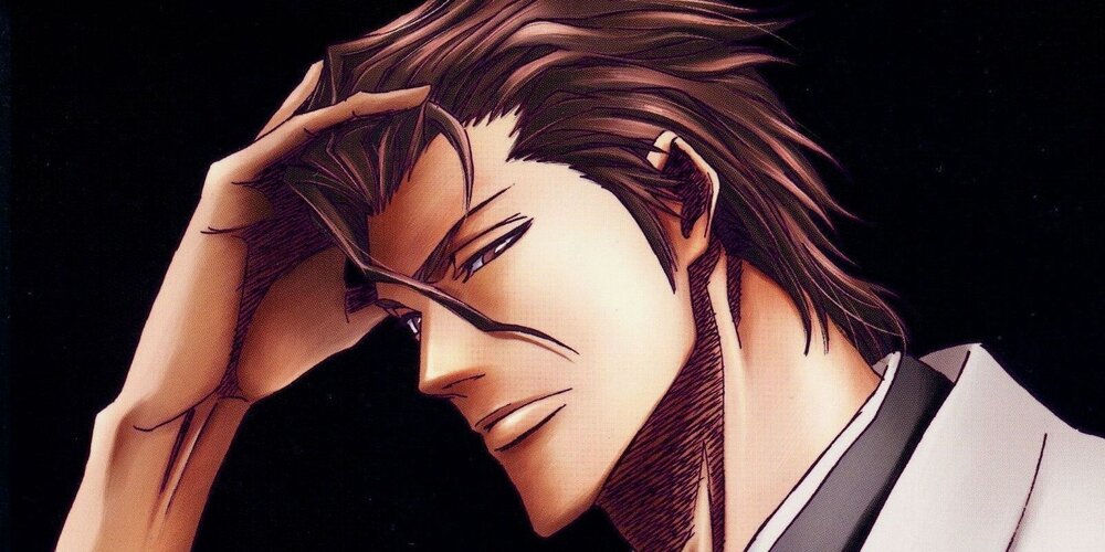 Aizen posing
