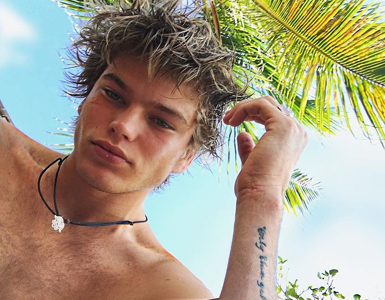 DF69B2D4 2910 4501 B87B 58E098748755