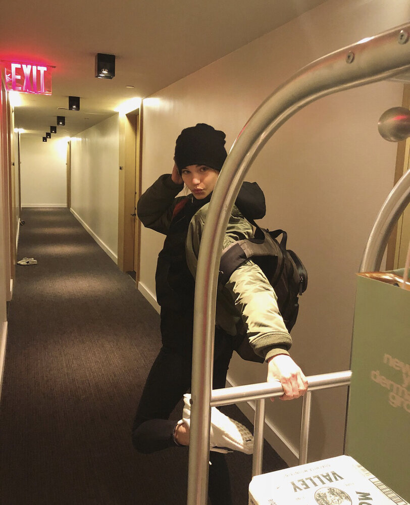 1E7922BA 7C1A 4B10 8817 E3E89CAA53A7