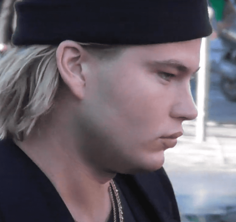 B6D89147 0D74 4BD9 972B B7564BE1D4DA