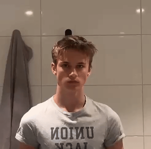 Ezgifcom video to gif 3