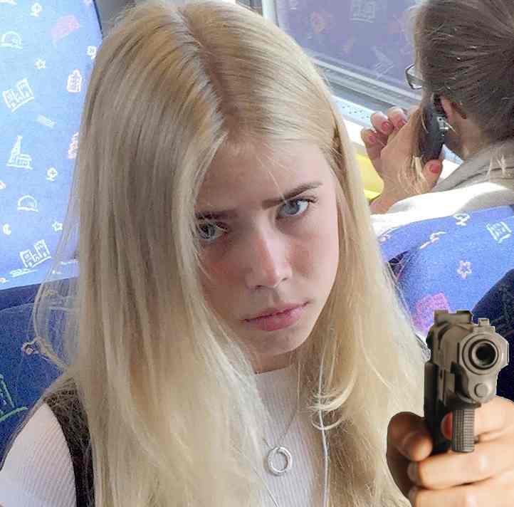 674FD8C8 A375 4E7A A0A0 EAFCAD66EC39