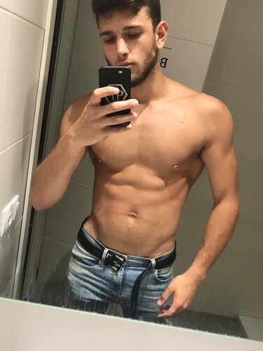 rate my physique.jpg