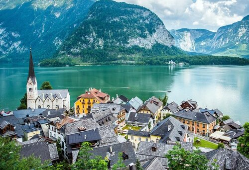 hallstatt-austria-cr-getty-1-820x560.jpg