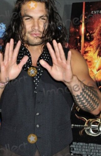 6652701A 7EF0 4F94 BB72 9627646879FB