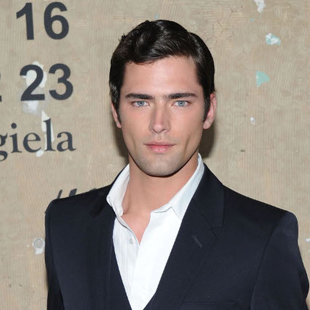 Zum bestbezahlten mannermodel ernannt124992762x428 1824192 1 cfn