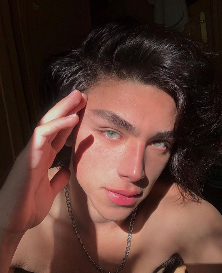 DD4F43F4 A5F5 429A AA37 18B8214E0EA3