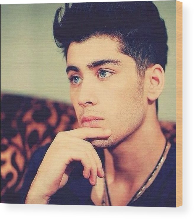 Zayn with blue eyes  zayn malik nani duh 1