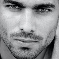 28a936bf67f8641ec632ac80a548bce1  head shots man crush 1