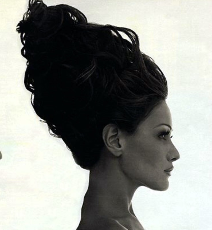 Carla bruni square jaw5