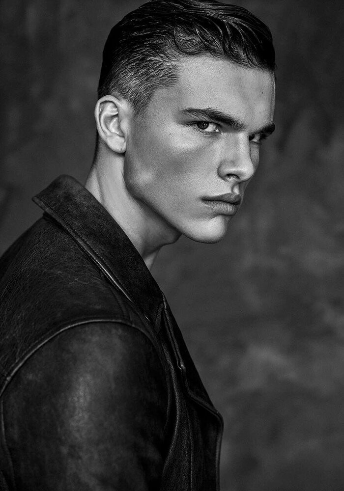04 Dominik
