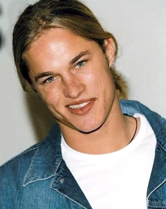 Travis Fimmel travis fimmel 33179157 578 728