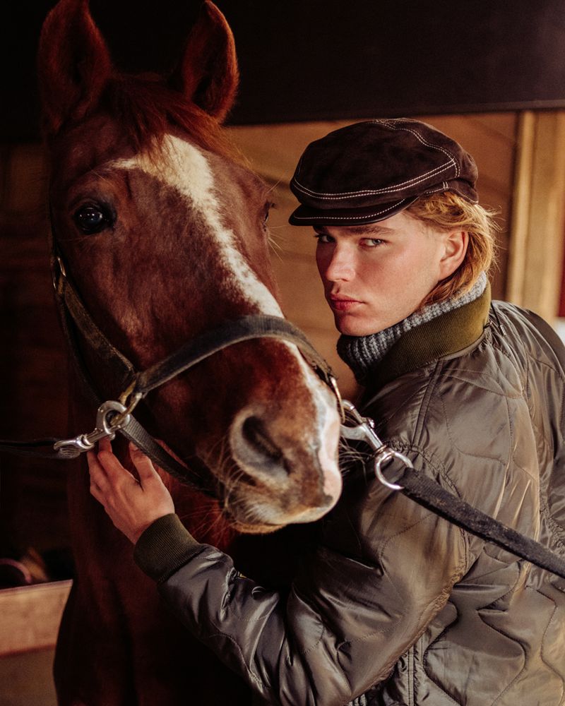 Jordan Barrett 2018 VMAN 008