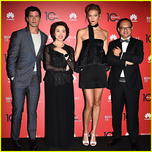 Karlie kloss sean opry vogue china party