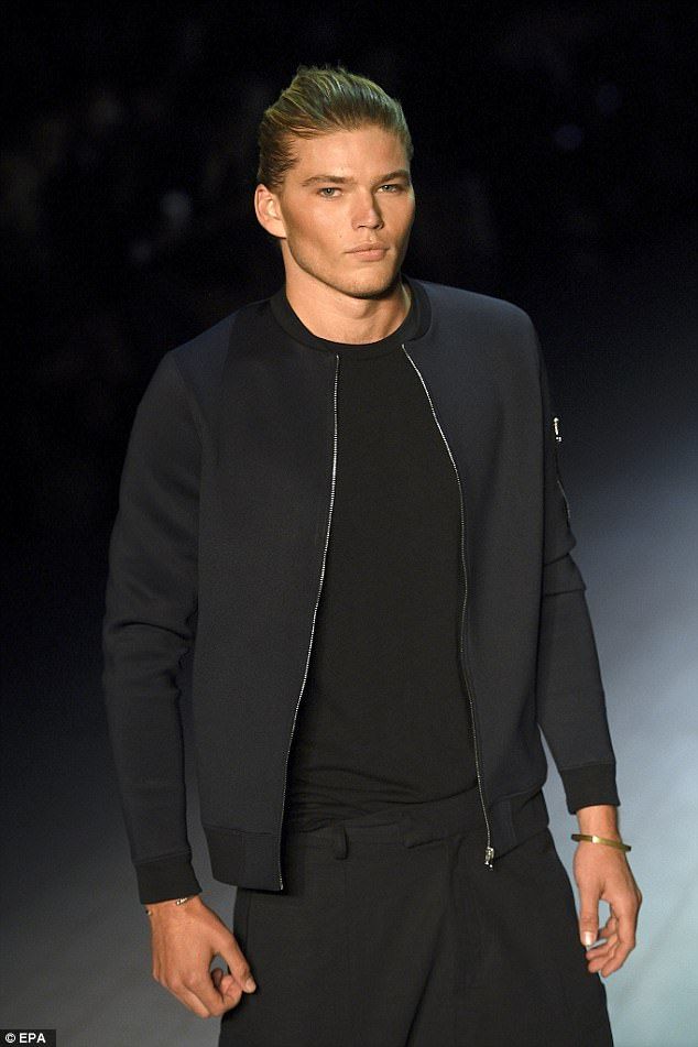 405749A400000578 4505728 image a 8 1494837286943