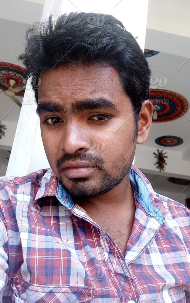 Stock photo selfie indian man 12110358 7d76 44e5 8c38 02b75131ac86