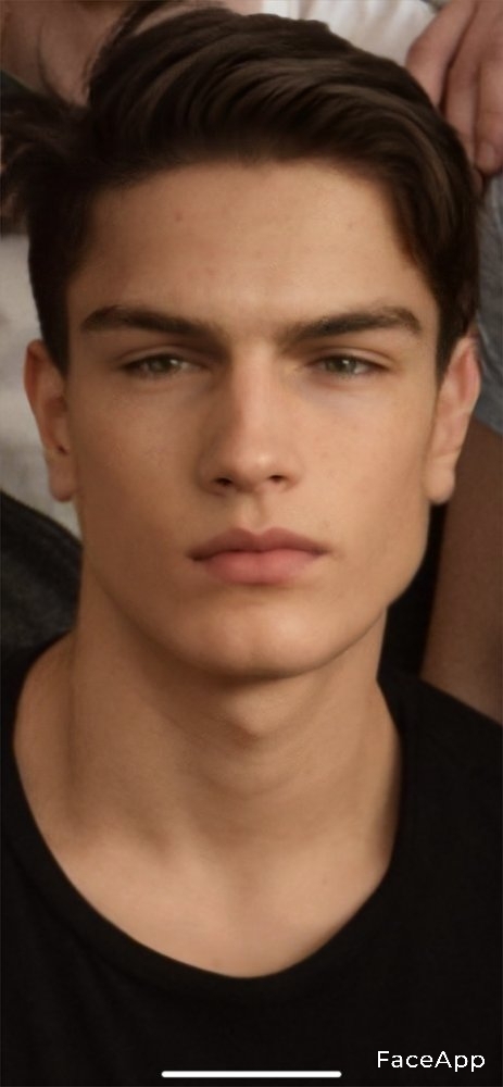 FaceApp 1598039849426