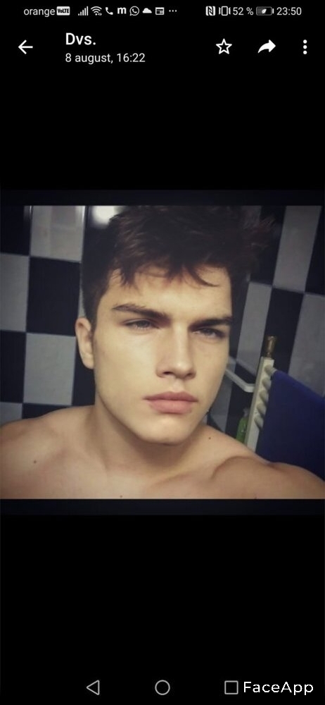 FaceApp 1598041341596