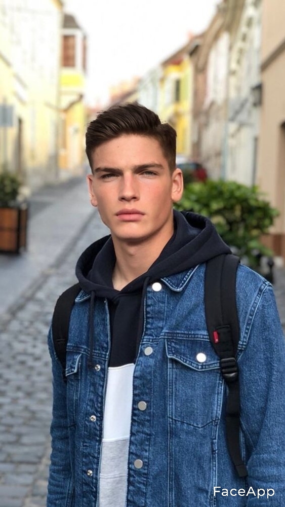 FaceApp 1598041970570