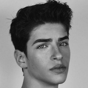 Rios manu image