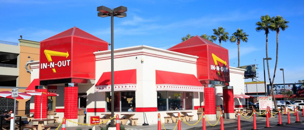 181126 InNout 001