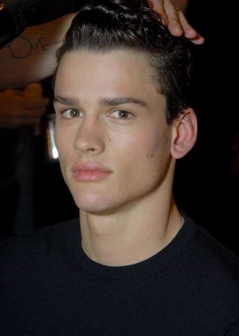 8f4e33812db22fbb54f30d12f0e5b139  simon nessman messy nessy
