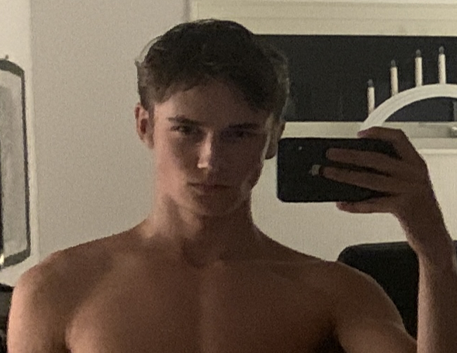 7113FD8F 2614 4977 AFBC 5274F336F107