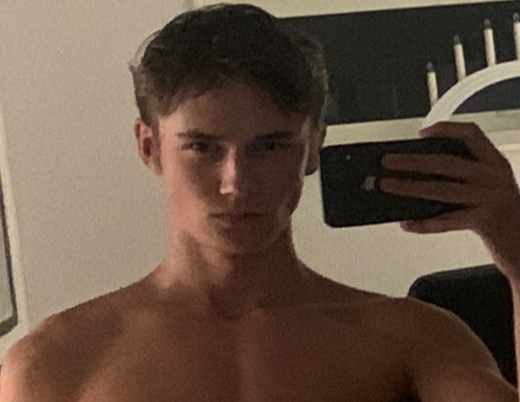 D26C9003 F10B 4B48 96F6 CB7381CD0D14