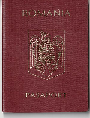 300px Romanian passport issued in 2000