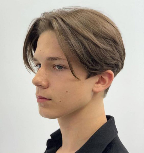 8 Sweeping Bangs Cutains Haircut 1