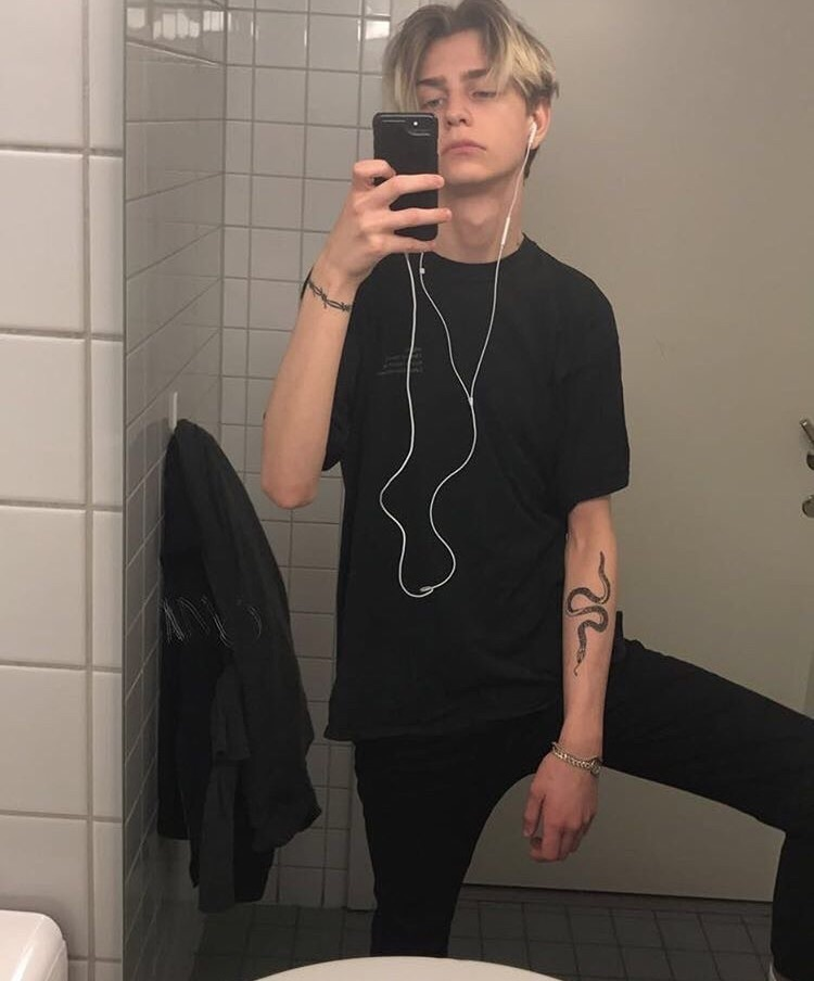 1598729989962
