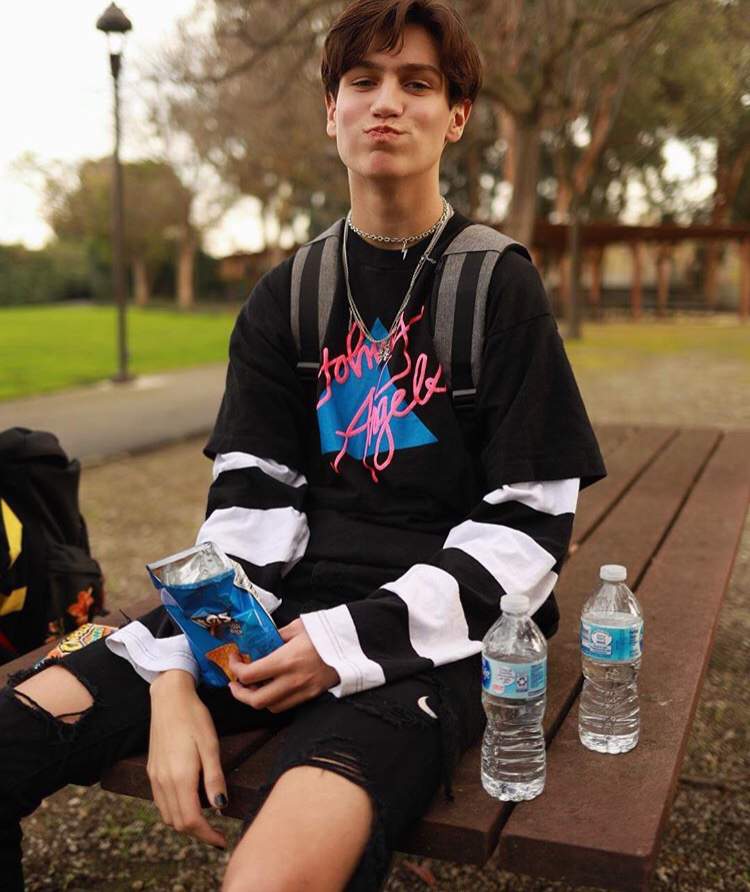 F3EF612C 16BA 4FD6 A097 53310A130F24