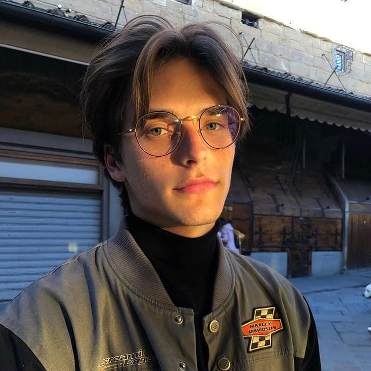 E boy