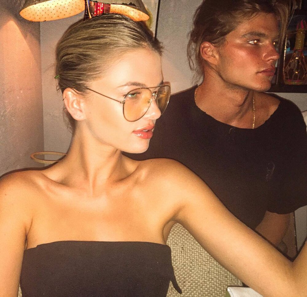 Tumblr otm26vZbr31v3lb4bo1 1280