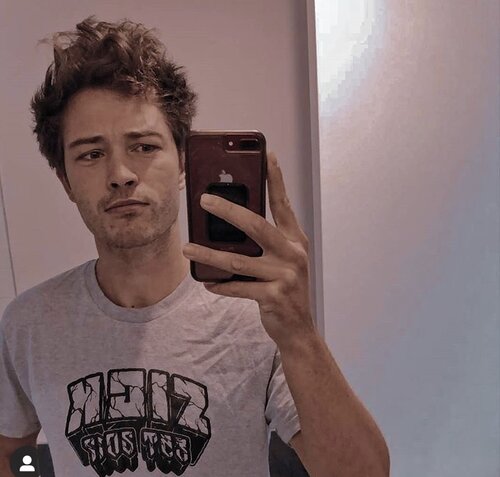 9BE05132 B703 46A1 81BB D29557FAEEAC