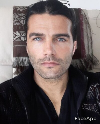 FaceApp 1598149293616