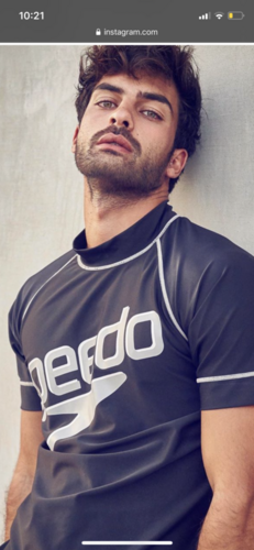 7EC8EF6A 8DFE 4723 AB56 D7D23D13E1E5