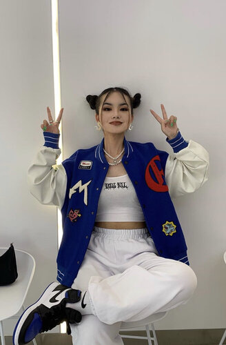 6A00526C 77B7 45FE A1F6 08E4E2B492E7